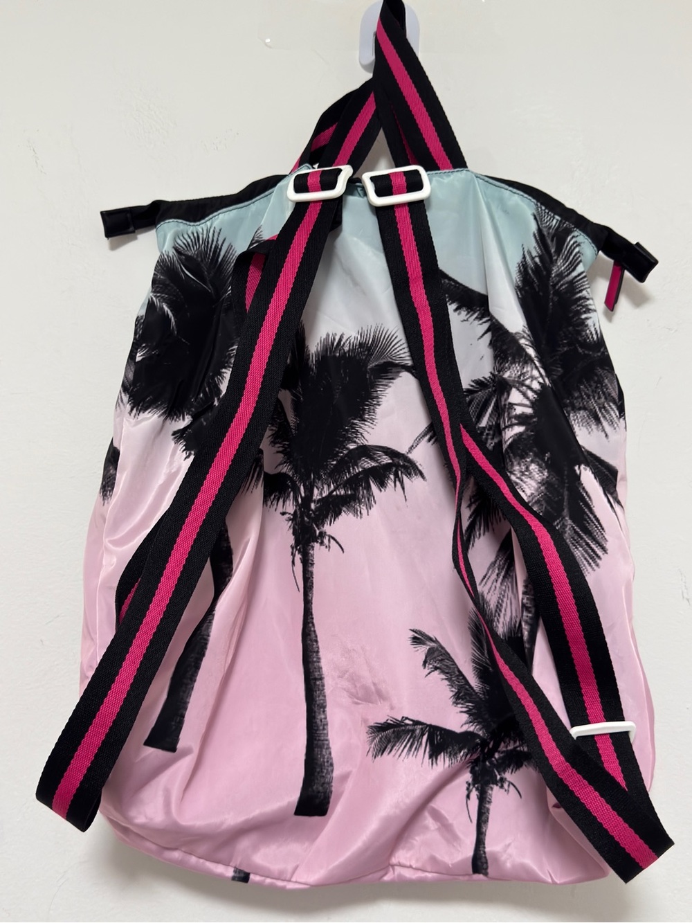 Victoria's Secret Backpack Packable Book Bag Travel Zip Closure Adjustable Strap - Picture 10 of 12